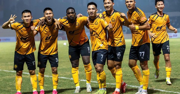 Thanh Hóa gây sốc khi thắng đậm CLB Công an TP HCM 4 bàn trắng