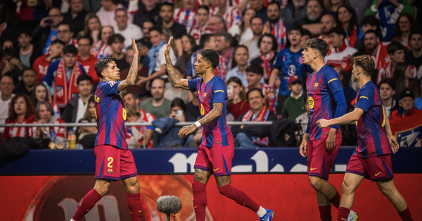 Lewandowski định đoạt chiến thắng, Barcelona bứt tốc cuộc đua vô địch La Liga