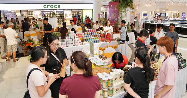 Những hoạt động chính trong ngày thứ 2 Lễ hội 