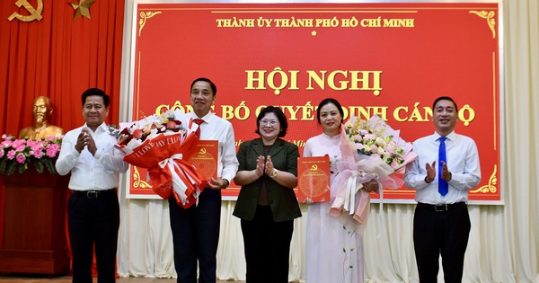 Công bố quyết định của Thành ủy TPHCM về công tác cán bộ