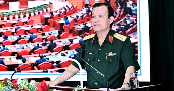 Quân khu 9 thông báo nhanh kết quả Hội nghị lần thứ 2 Ban Chấp hành Trung ương khóa XIV