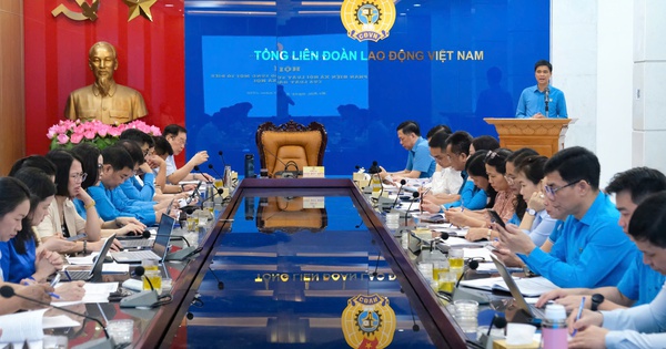 SỔ TAY: Xây chắc nền móng an sinh