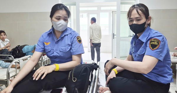 CLIP: Nữ nhân viên gác chắn ở Đà Nẵng: "Chúng tôi bị đánh đến hoảng loạn, choáng váng"
