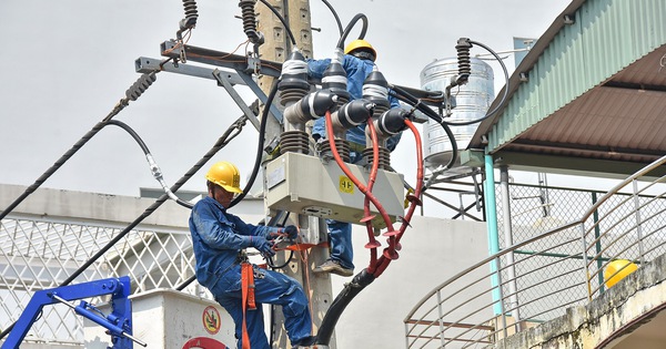 Đề xuất thay đổi khung giờ "cao điểm", "thấp điểm" tính giá điện