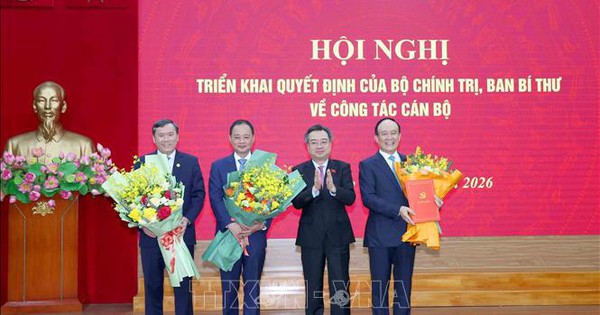 Công bố quyết định về nhân sự của Bộ Chính trị, Ban Bí thư tại Ban Chính sách, chiến lược Trung ương