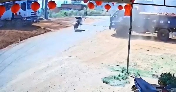 CLIP: Cộng đồng mạng bức xúc về sự bất cẩn của hai tài xế xe tải