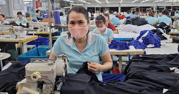 Lấy ý kiến việc hoán đổi ngày nghỉ dịp Giỗ Tổ Hùng Vương, 30-4 và 1-5