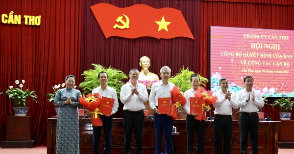 Cần Thơ công bố quyết định của Ban Bí thư về công tác cán bộ
