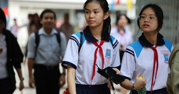 Biến động chỉ tiêu, điểm chuẩn lớp 10 ở TPHCM những năm gần đây ra sao?