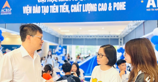 ĐH Kinh tế Quốc dân tuyển 9.000 chỉ tiêu, mở thêm 15 ngành, chương trình mới