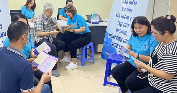 Lao động nam đầu tiên ở Bắc Ninh nhận trợ cấp thai sản từ BHXH tự nguyện