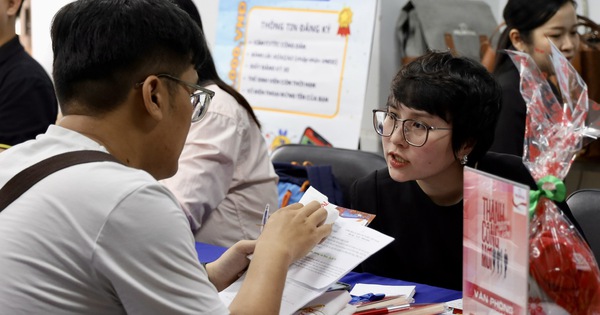 Đơn hàng tăng, cơ hội việc làm rộng mở
