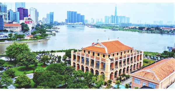 Cuộc thi viết "Tôi yêu thành phố của tôi": Từ thành phố này Người đã ra đi... (*)