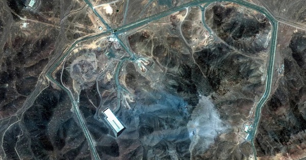 Chiến sự Trung Đông ngày 12-5: Iran tung "lá bài" uranium làm giàu 90% kèm cảnh báo cứng rắn