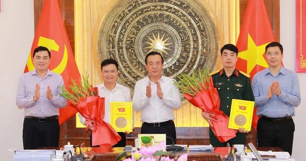 Thanh Hóa trao các quyết định của Ban Bí thư về công tác cán bộ