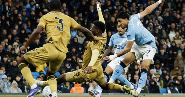 Đại thắng Crystal Palace, Man City tiếp tục cuộc đua vô địch Ngoại hạng