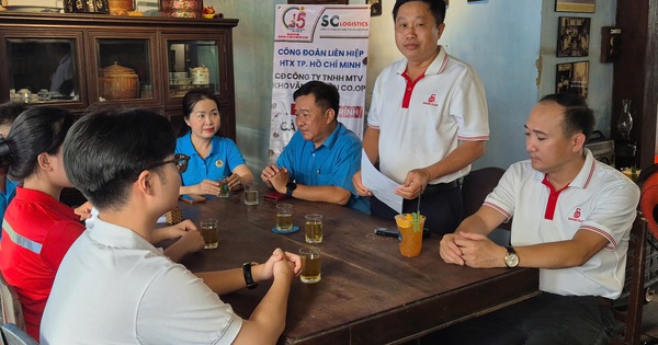 Cà phê cùng lãnh đạo, người lao động góp ý về lương
