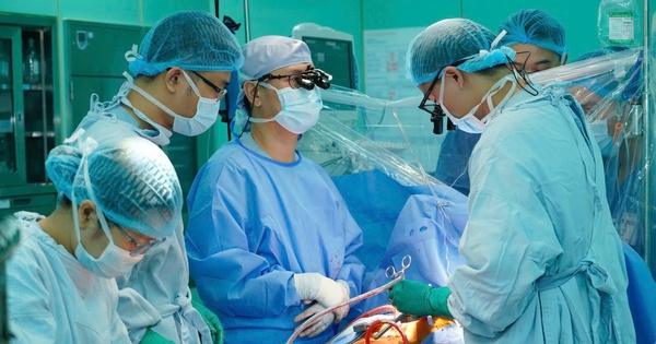 Người thầy thuốc trong tôi: Hành trình vá tim lỗi nhịp
