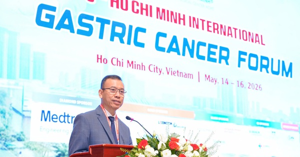 Có thể điều trị nội soi ung thư dạ dày, không cần phẫu thuật