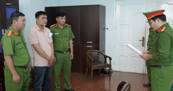 Bắt phó trưởng phòng một công ty dầu khí