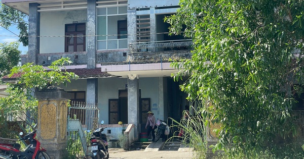 Ghen tuông, người đàn ông dùng dao đâm vợ cũ