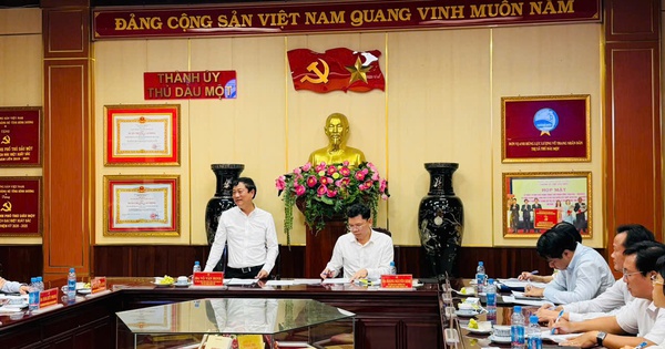 Chủ tịch HĐND TPHCM yêu cầu xử lý dứt điểm dự án treo gần 20 năm ở Thủ Dầu Một