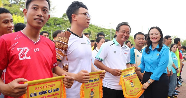 Một giải bóng đá tại Cần Thơ với gần 700 vận động viên tham gia