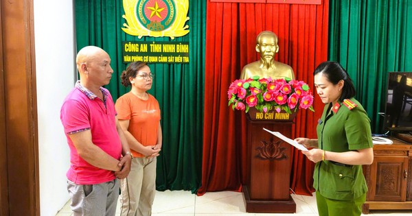 Bắt cặp vợ chồng đưa hối lộ cho cán bộ xã