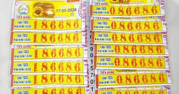 Trúng xổ số miền Nam, nhiều người ở TPHCM, Tây Ninh và Cà Mau đổi thưởng ngay