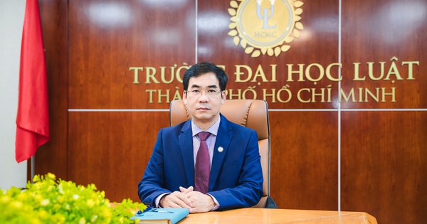 TS Lê Trường Sơn tiếp tục dẫn dắt Trường ĐH Luật TPHCM
