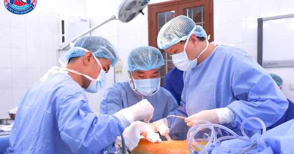 Ca ghép thận đặc biệt từ người hiến sống cao tuổi nhất Việt Nam