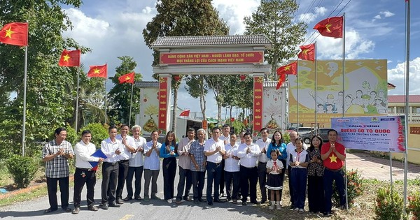 CLIP: Cần Thơ có thêm một ‘Đường cờ Tổ quốc’, lan tỏa niềm tự hào dân tộc