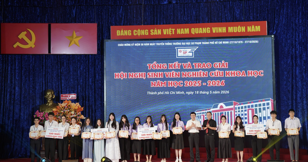 Sinh viên Trường ĐH Sư phạm TPHCM gây ấn tượng với các đề tài nghiên cứu khoa học giàu tính ứng dụng