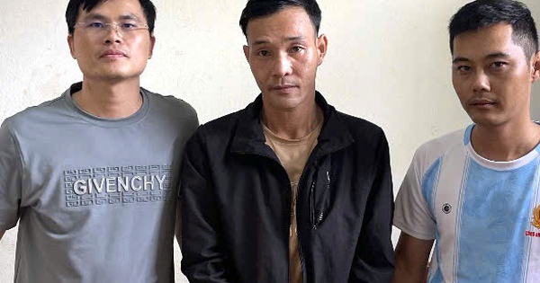 Bắt đối tượng rạch túi trộm tài sản trên xe khách ở Gia Lai