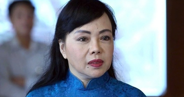 Cựu Bộ trưởng Nguyễn Thị Kim Tiến hầu tòa