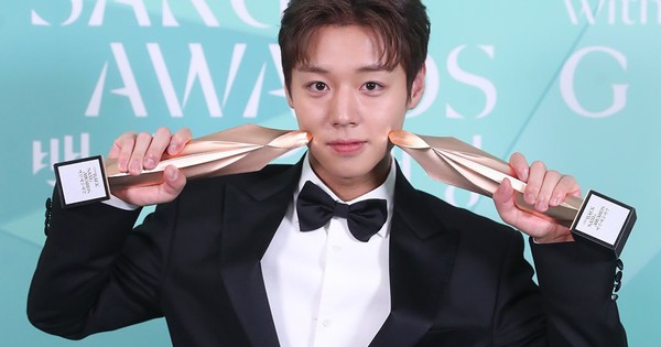"Điện hạ" Park Ji-hoon đổ bộ TPHCM và Hà Nội