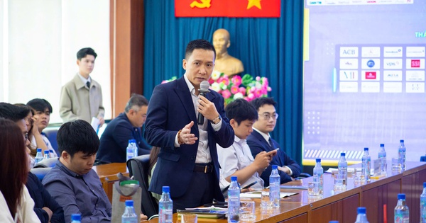 Doanh nghiệp cần gì ở sinh viên mới ra trường?