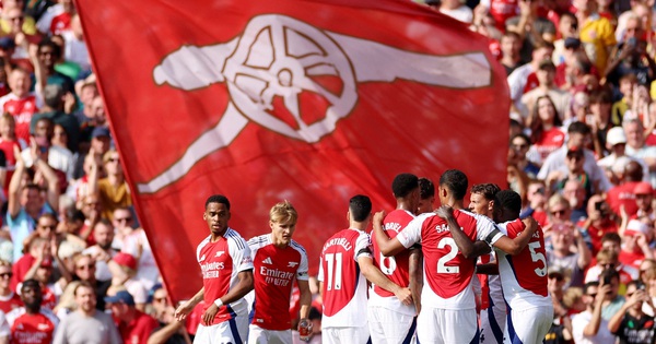 Bi kịch "đại gia" London: Arsenal về nhì, Tottenham sắp rớt hạng