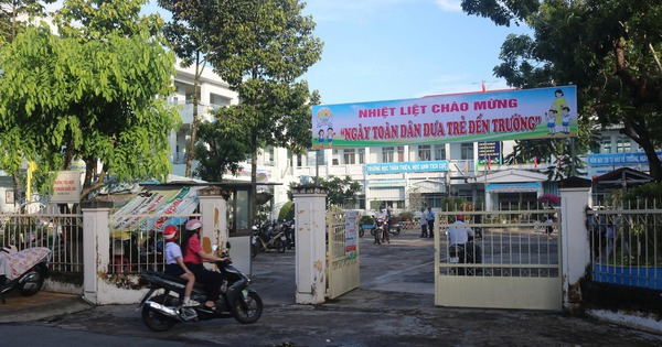 Hàng chục người nhập viện sau khi dùng thức ăn tại một trường học ở Đồng Tháp