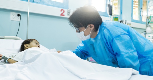 "Chồi Việt Nam" của ca sĩ Hà Anh Tuấn tiếp sức khát vọng sống cho bệnh nhi hiểm nghèo