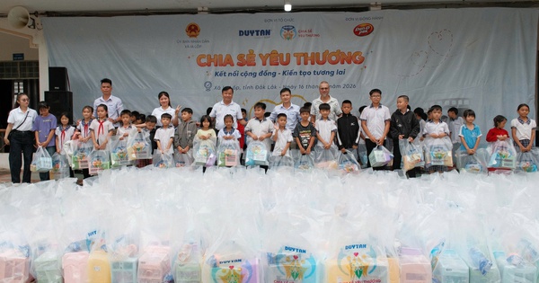 “Chia sẻ yêu thương 2026” mang niềm vui đến học sinh vùng biên Đắk Lắk