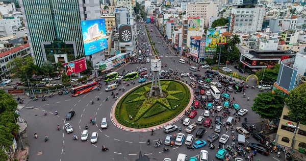 Cận cảnh vòng xoay Nguyễn Bỉnh Khiêm trước ngày phân luồng