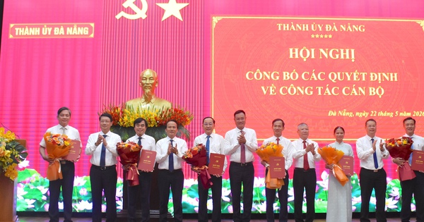 Đà Nẵng công bố hàng loạt quyết định điều động, bổ nhiệm cán bộ chủ chốt