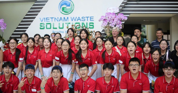 VWS đón học sinh Singapore tham quan Khu liên hợp xử lý rác Đa Phước