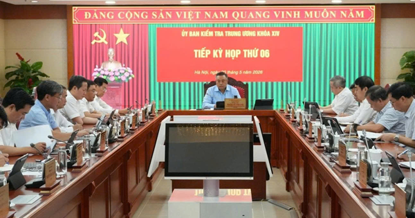 Giữ vững đạo đức cách mạng
