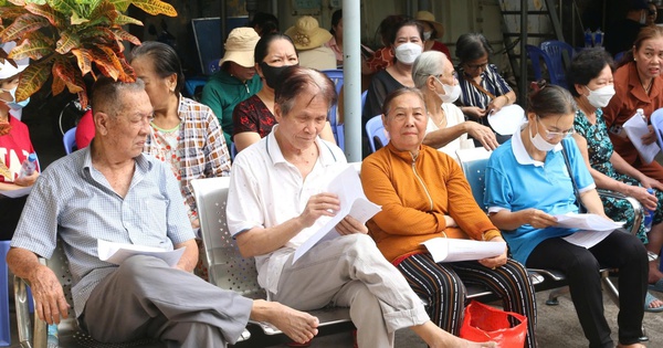 Quản lý sức khỏe suốt đời cho người dân