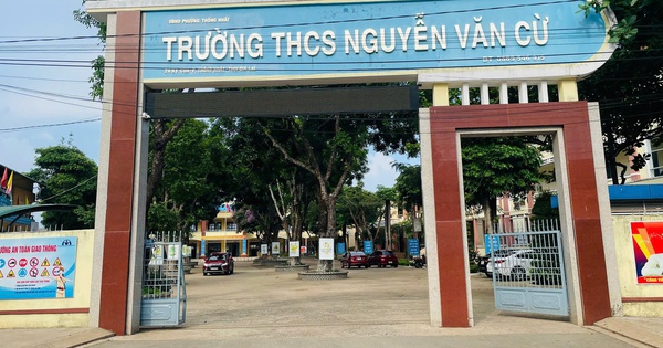 NÓNG: Học sinh lớp 8 dùng rìu đánh bạn giữa tiết học