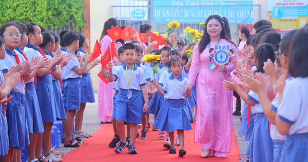 Ngày mai, phụ huynh TPHCM bắt đầu đăng ký tuyển sinh đầu cấp: Chi tiết hướng dẫn và lưu ý