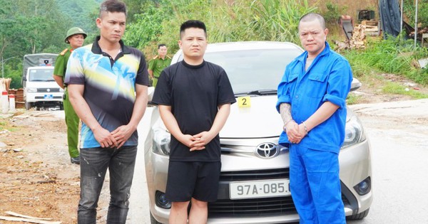 Dùng ô tô rượt đuổi, nổ súng vào xe đối phương