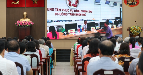 Phường Tăng Nhơn Phú vận hành chính quyền địa phương 2 cấp: Bộ máy tinh gọn, chuyển đổi số mạnh mẽ